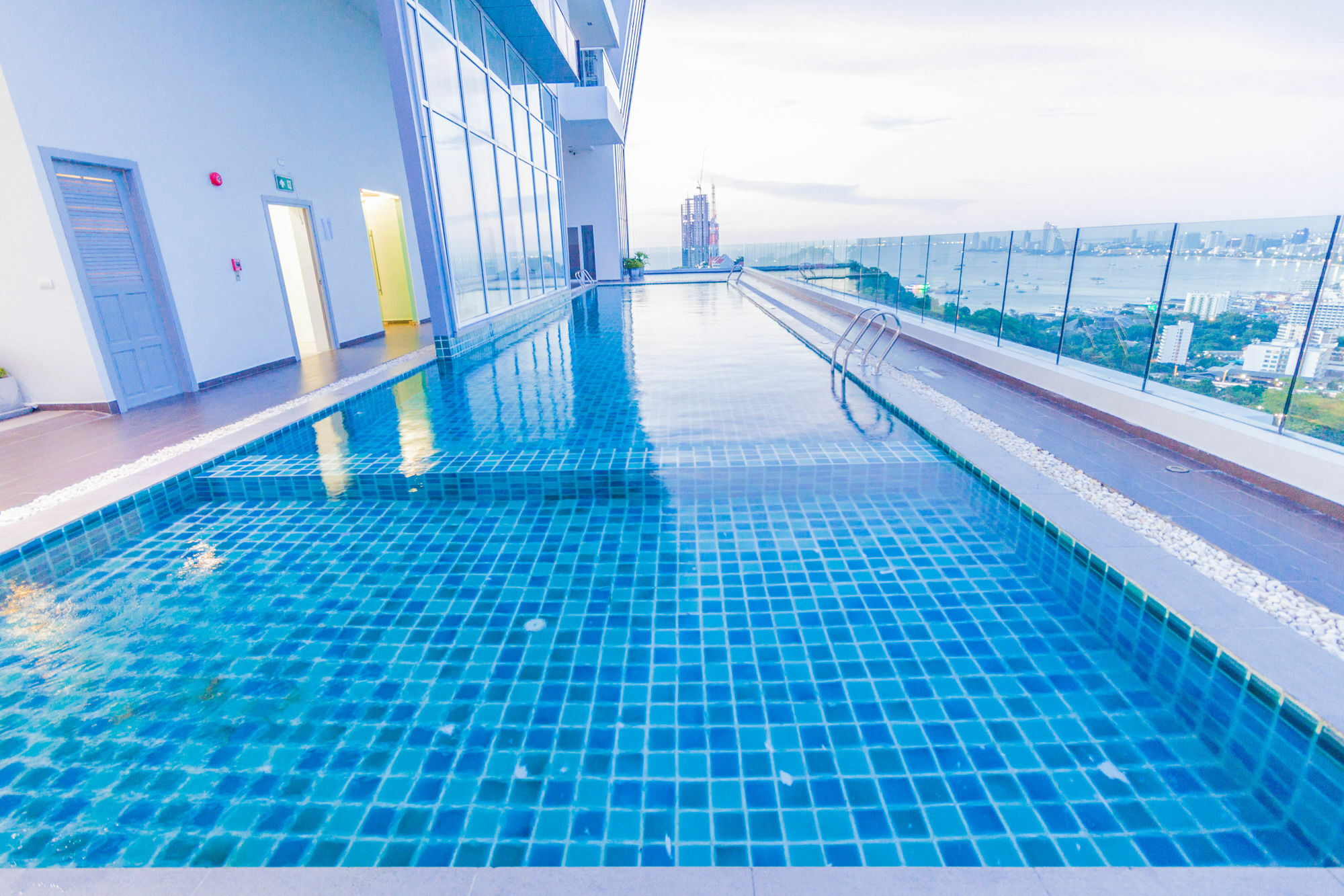 Vision Pratumnak By Pattaya Sunny Rentals Extérieur photo